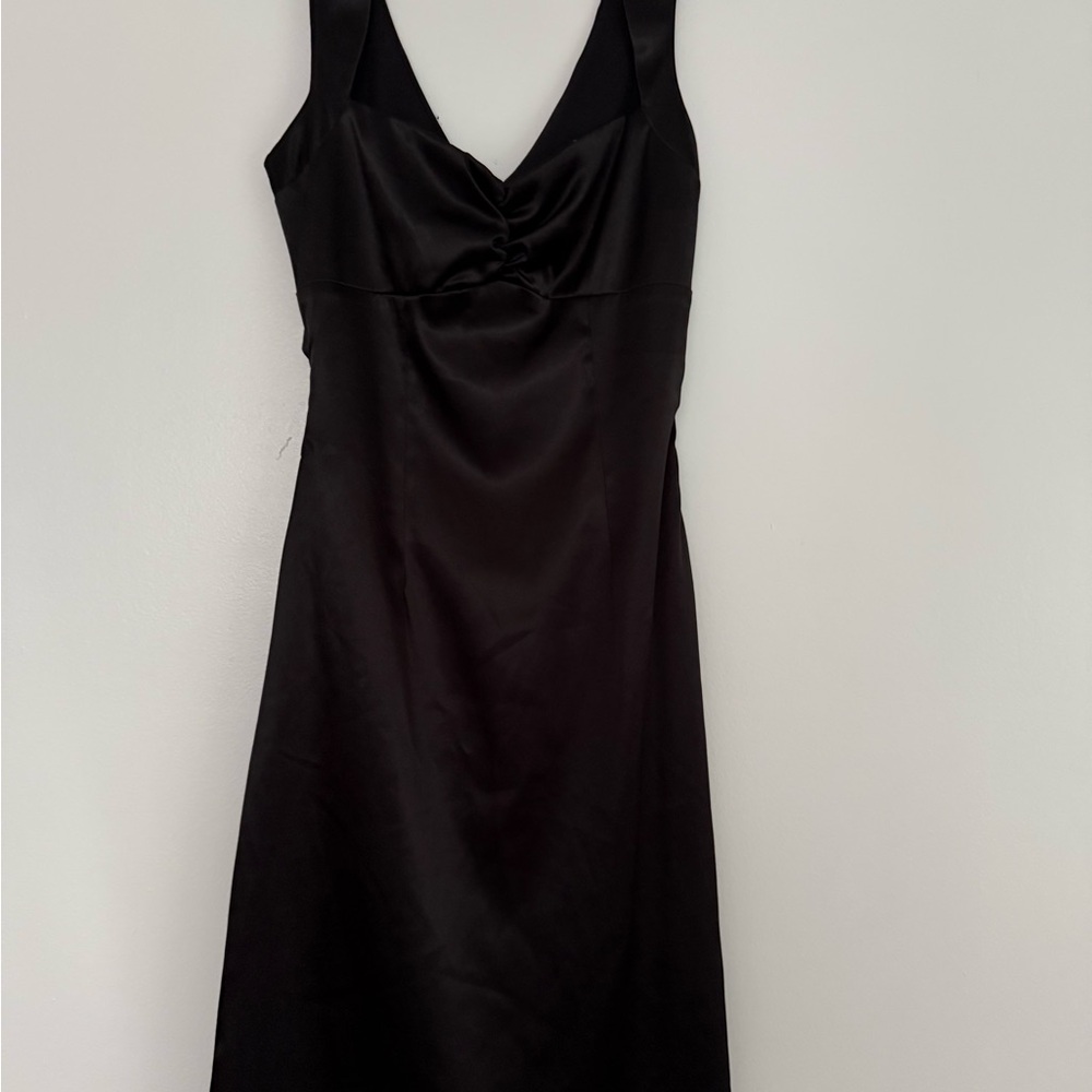 Elegant Black Sleeveless Dress